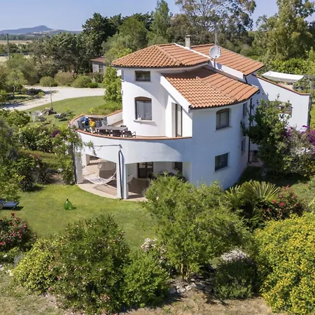 Terrace In Fioretta Your Countryside Escape With Shared Pool Near Alghero