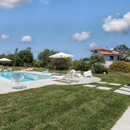 Terrace In Fioretta Your Countryside Escape With Shared Pool Near Alghero Vakantiehuis
