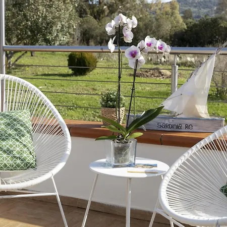Terrace In Fioretta Your Countryside Escape With Shared Pool Near Alghero