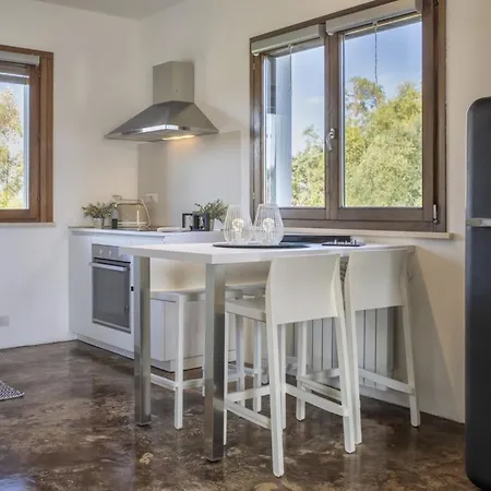 Terrace In Fioretta Your Countryside Escape With Shared Pool Near Alghero Vakantiehuis *